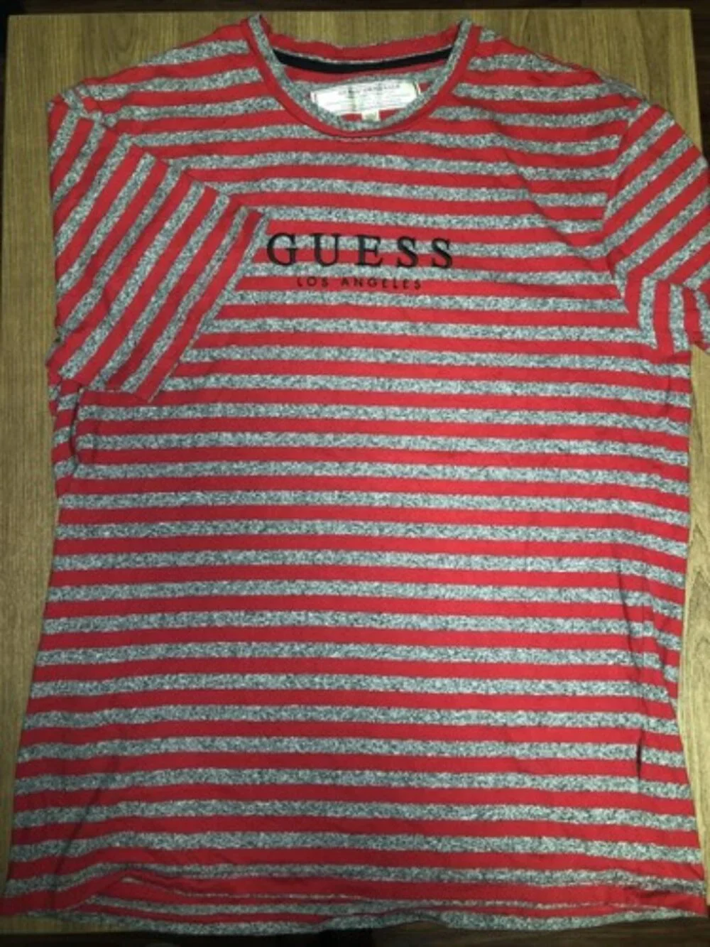 GUESS Originals T-Shirt Medium Red Gray Striped Logo Graphic Short Sleeve Mens - Picture 5 of 10
